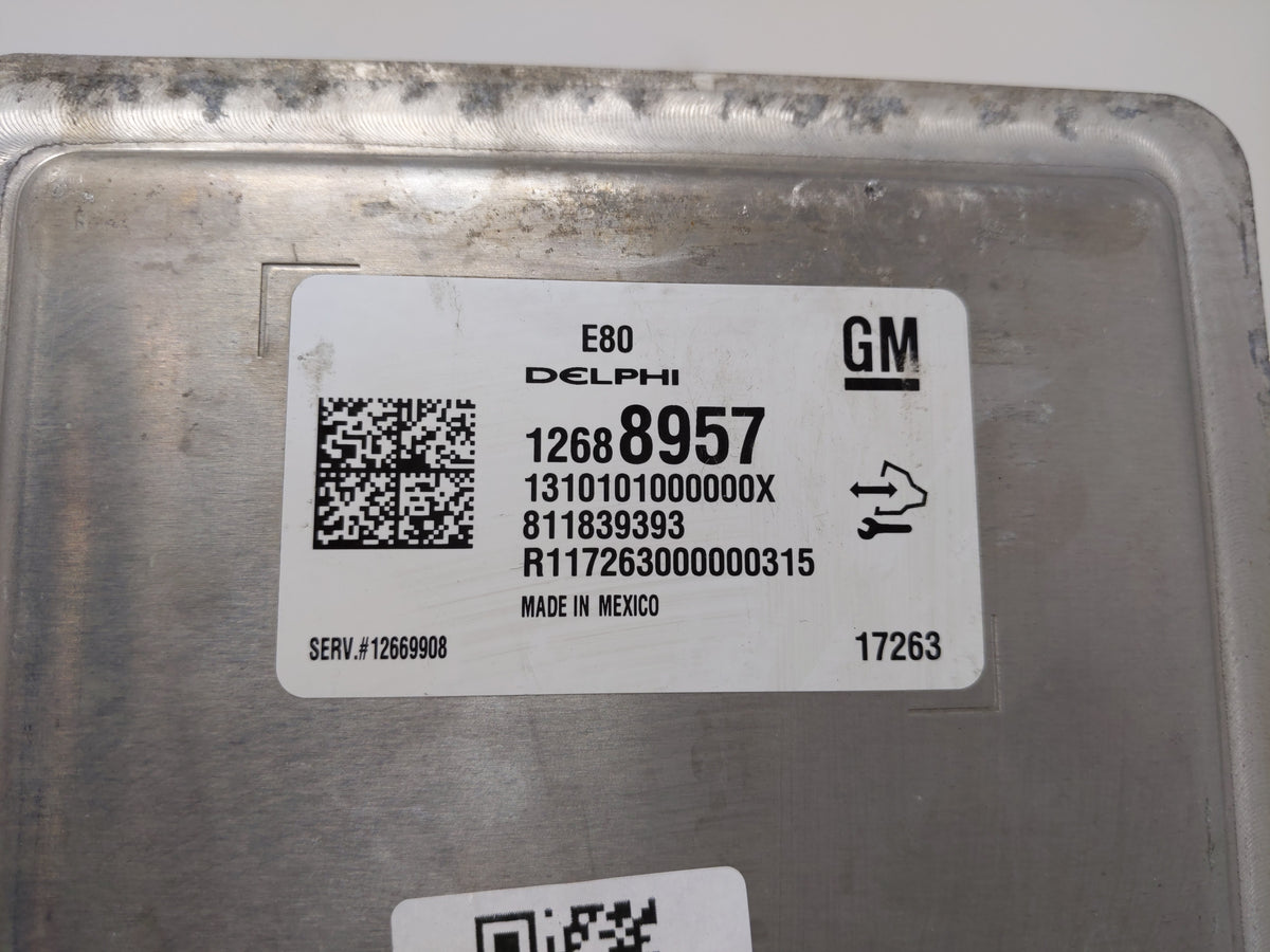 2017-2018 Chevrolet Volt PCM Engine Control Computer ECU ECM PCU OEM P/N:12677677 12686384, 12680876 Fits 2017 2018 2019 202