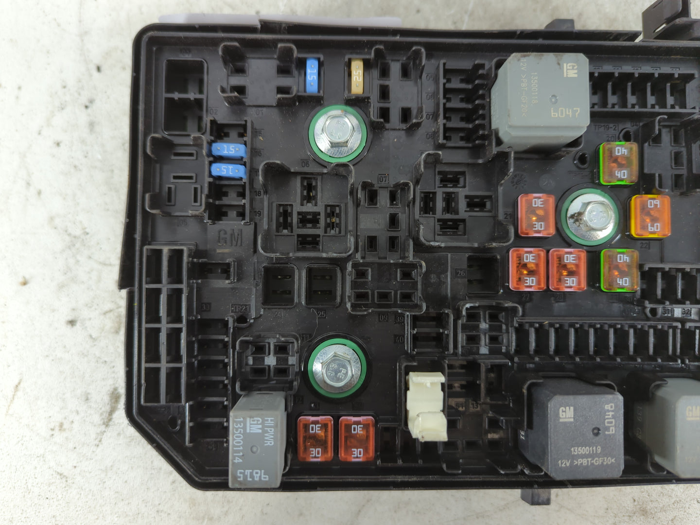 2016-2018 Chevrolet Volt Fusebox Fuse Box Panel Relay Module P/N:8406065 PA6-GF10GB2, DPN15514069 Fits Fits 2016 2017 2018 O