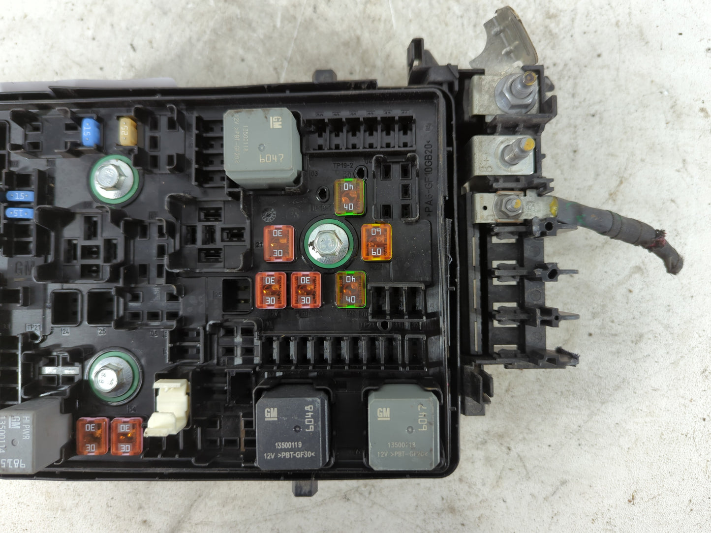 2016-2018 Chevrolet Volt Fusebox Fuse Box Panel Relay Module P/N:8406065 PA6-GF10GB2, DPN15514069 Fits Fits 2016 2017 2018 O