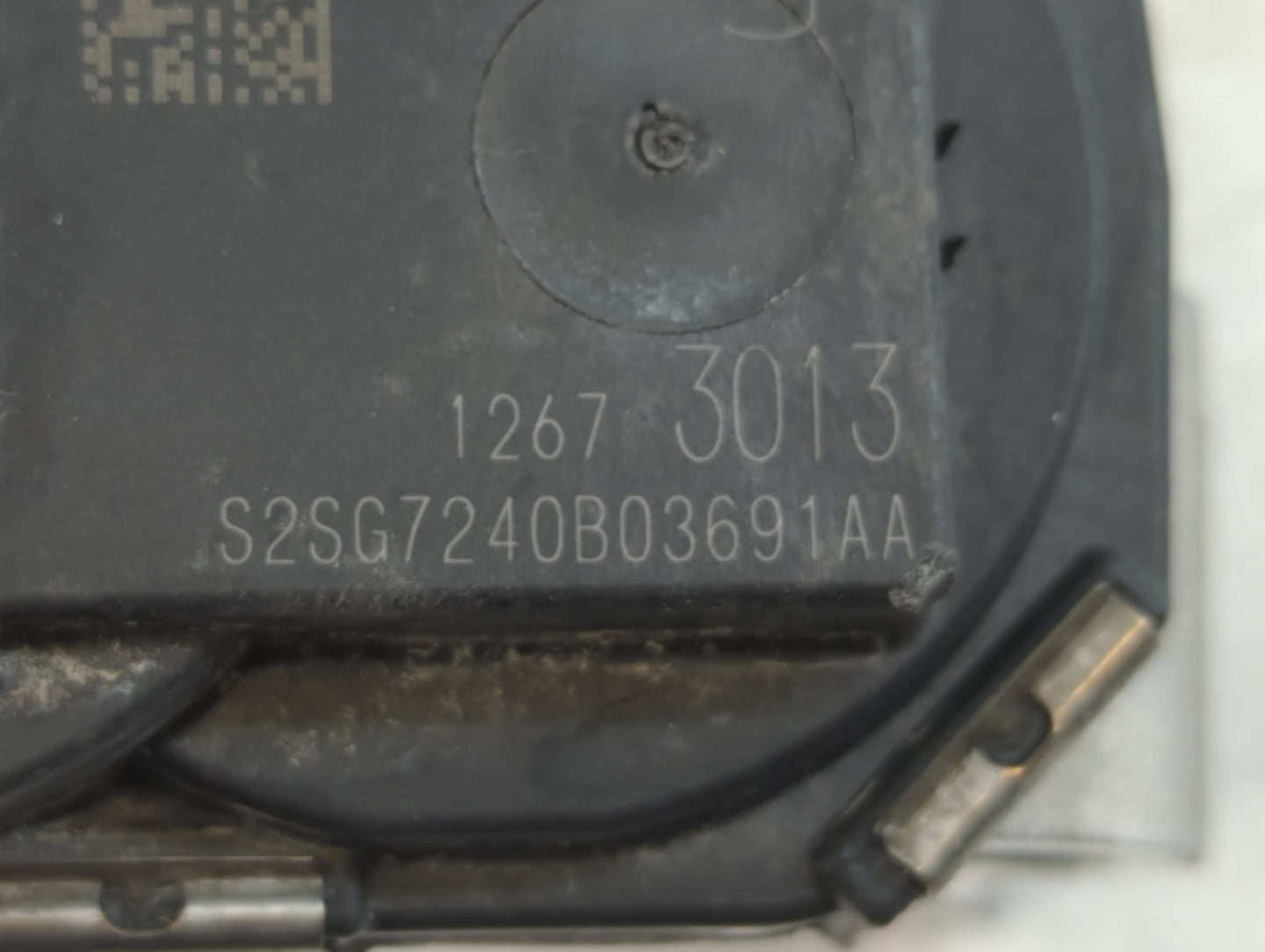2018 Chevrolet Volt Throttle Body P/N:1267 3013 Fits OEM Used Auto Parts - Oemusedautoparts1.com