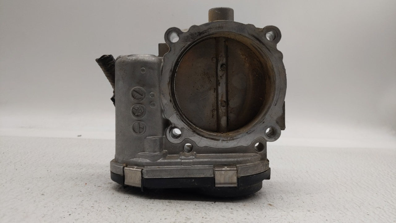 2011-2017 Chrysler 200 Throttle Body P/N:05184349AE 05184349AC Fits OEM Used Auto Parts - Oemusedautoparts1.com