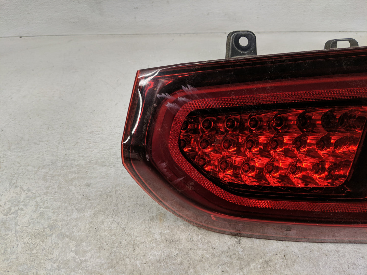 2018 Chrysler 300 Tail Light Assembly Driver Left OEM P/N:68225359AC Fits OEM Used Auto Parts - Oemusedautoparts1.com