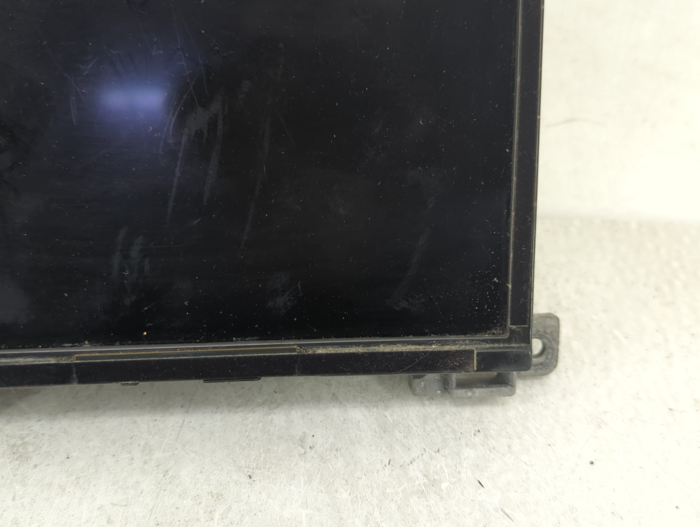 2018 Chrysler 300 Radio AM FM Cd Player Receiver Replacement P/N:68322340AJ Fits OEM Used Auto Parts - Oemusedautoparts1.com
