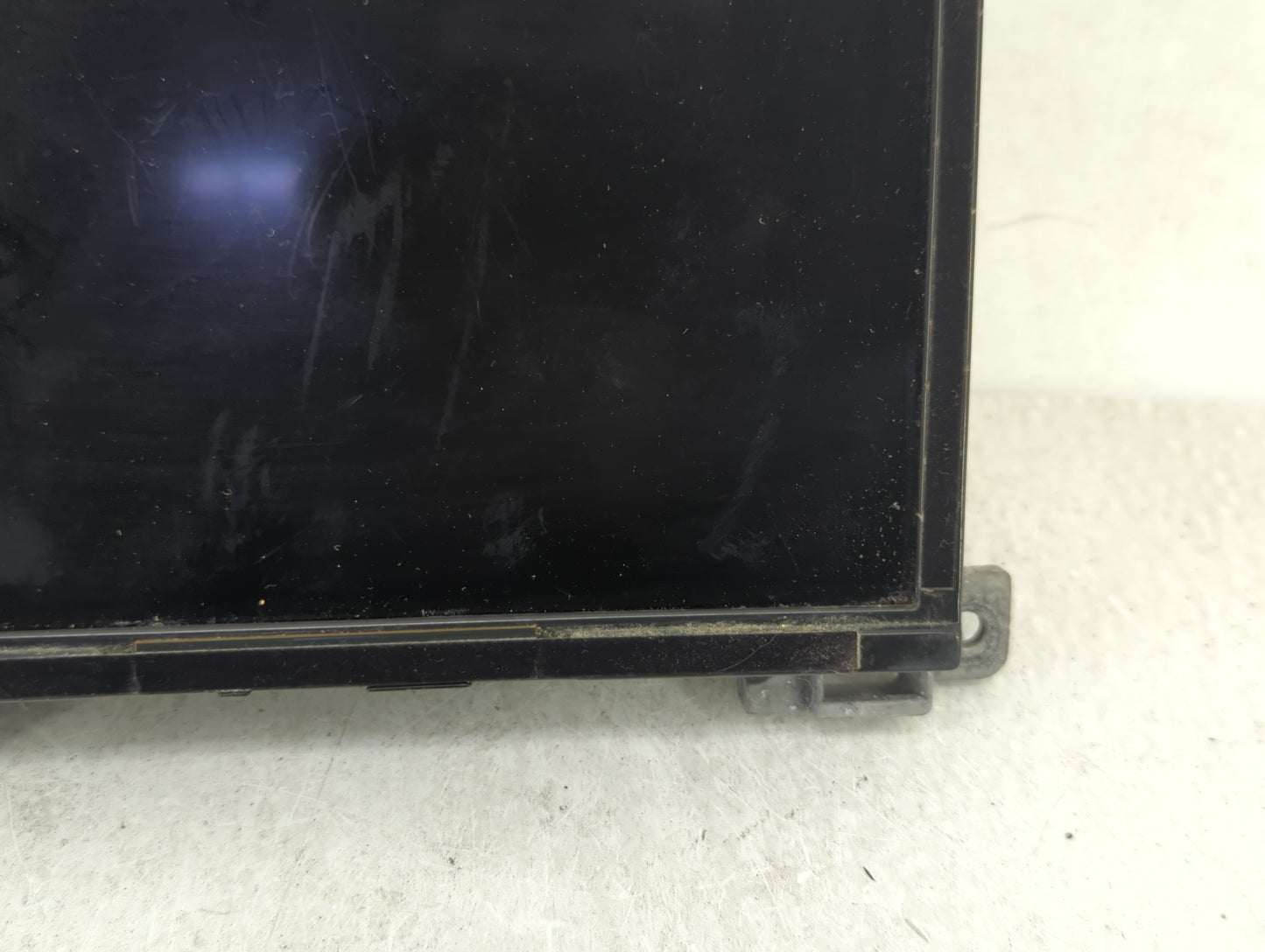 2018 Chrysler 300 Radio AM FM Cd Player Receiver Replacement P/N:68322340AJ Fits OEM Used Auto Parts - Oemusedautoparts1.com