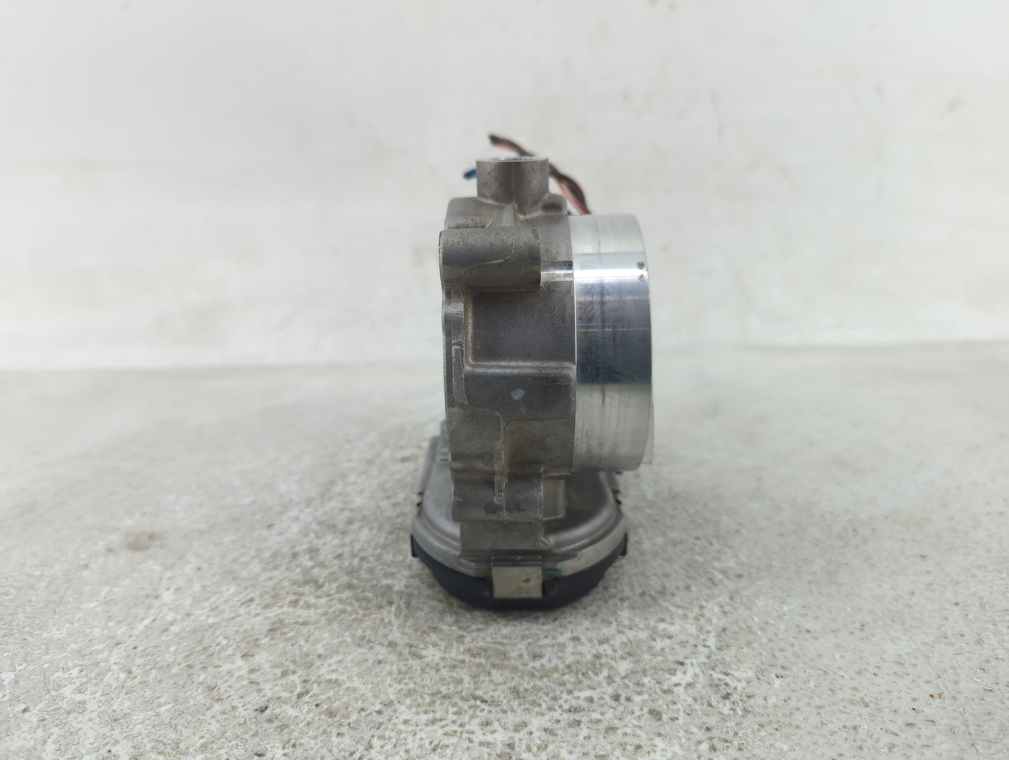 2011-2022 Chrysler 300 Throttle Body P/N:0 280 750 570 05184349AC Fits OEM Used Auto Parts - Oemusedautoparts1.com