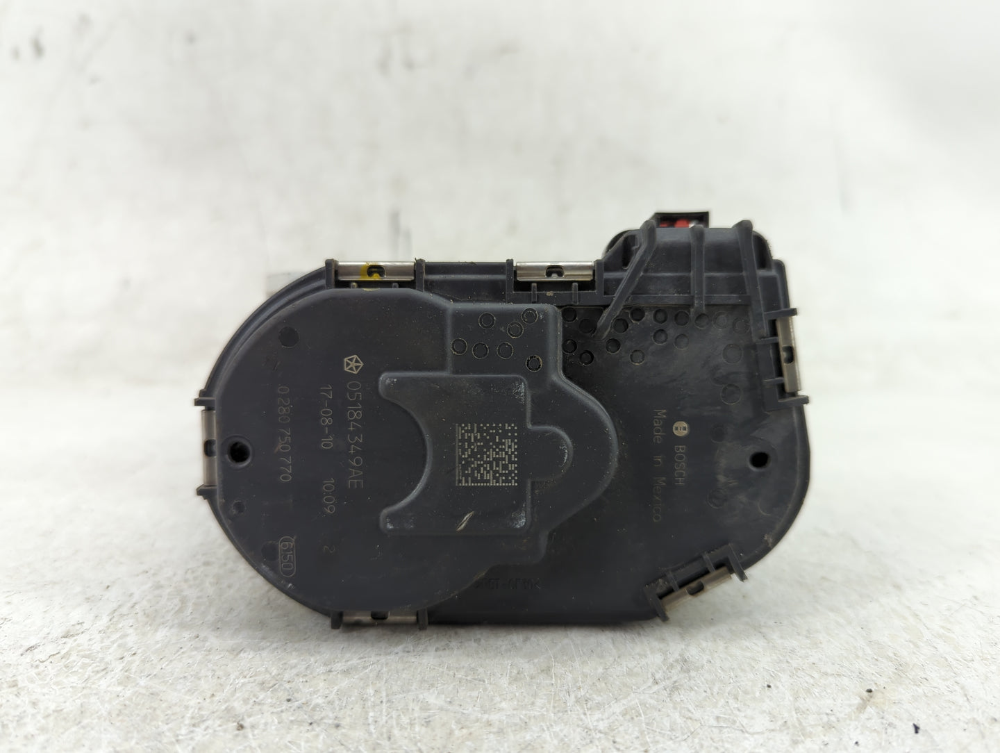 2011-2022 Chrysler 300 Throttle Body P/N:05184349AE 0 280 750 770 Fits OEM Used Auto Parts - Oemusedautoparts1.com
