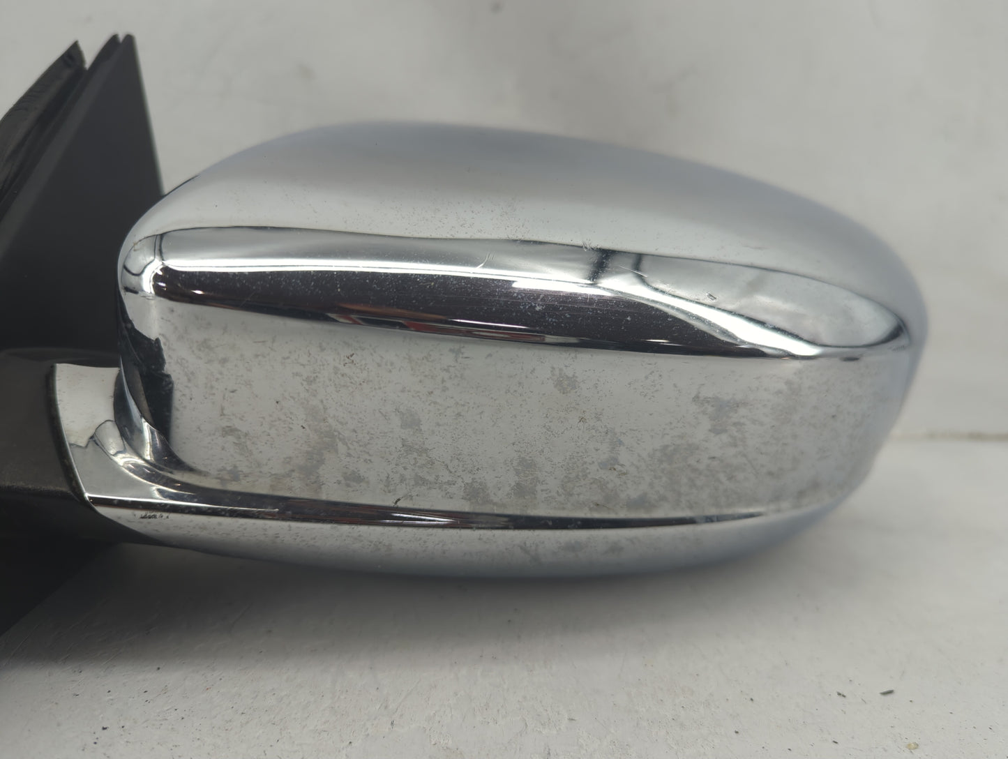 2015-2021 Chrysler 300 Driver Side View Mirror - Left Door Mirror OEM Used - Oemusedautoparts1.com