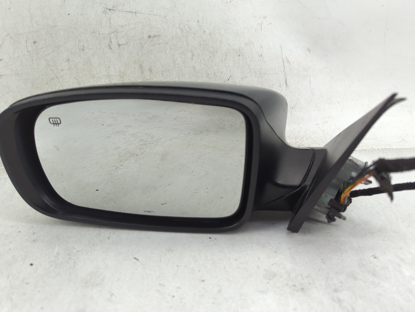 2015-2022 Chrysler 300 Driver Side View Mirror - Left Door Mirror OEM Used - Oemusedautoparts1.com