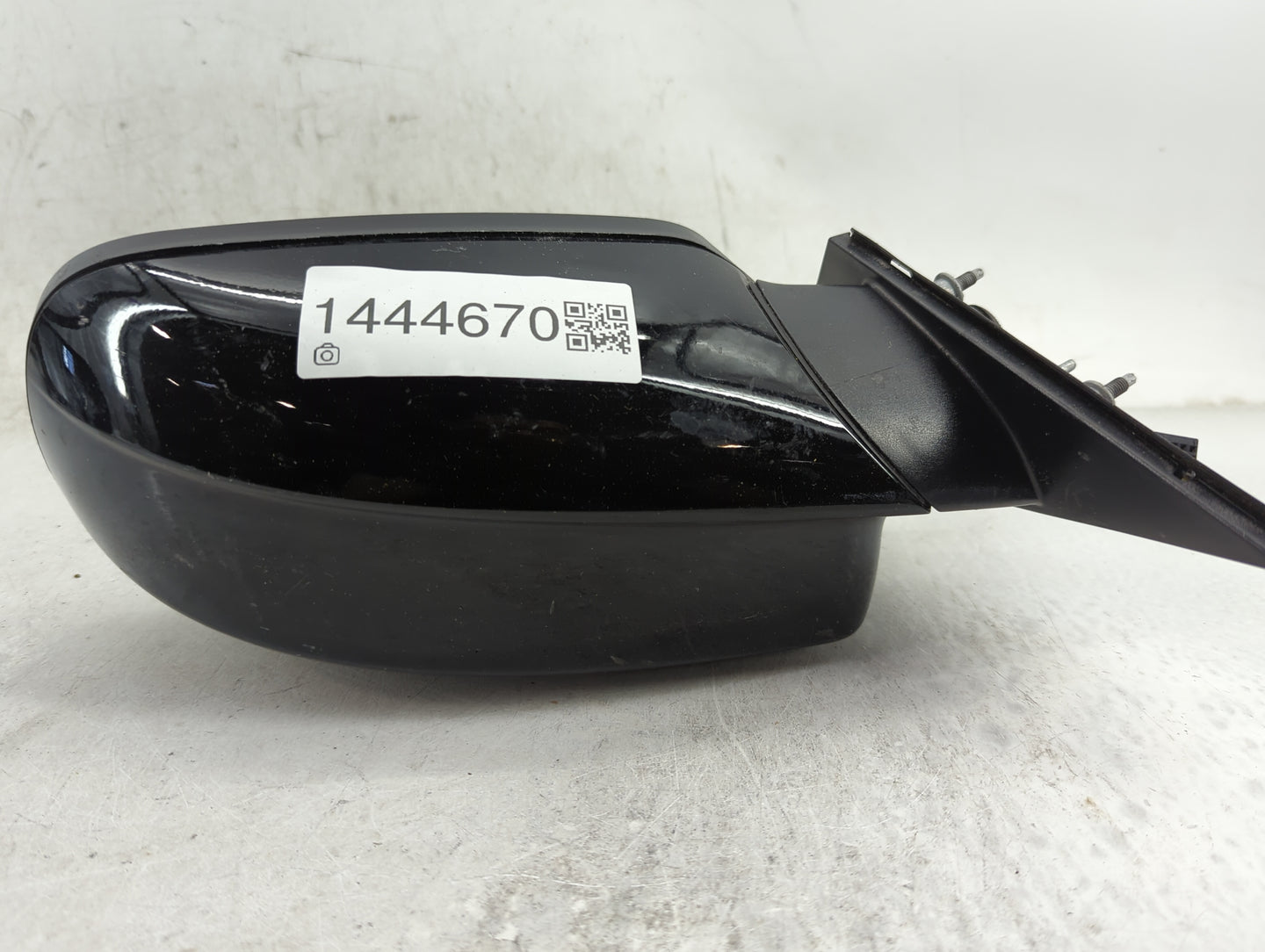 2015-2022 Chrysler 300 Driver Side View Mirror - Left Door Mirror OEM Used - Oemusedautoparts1.com