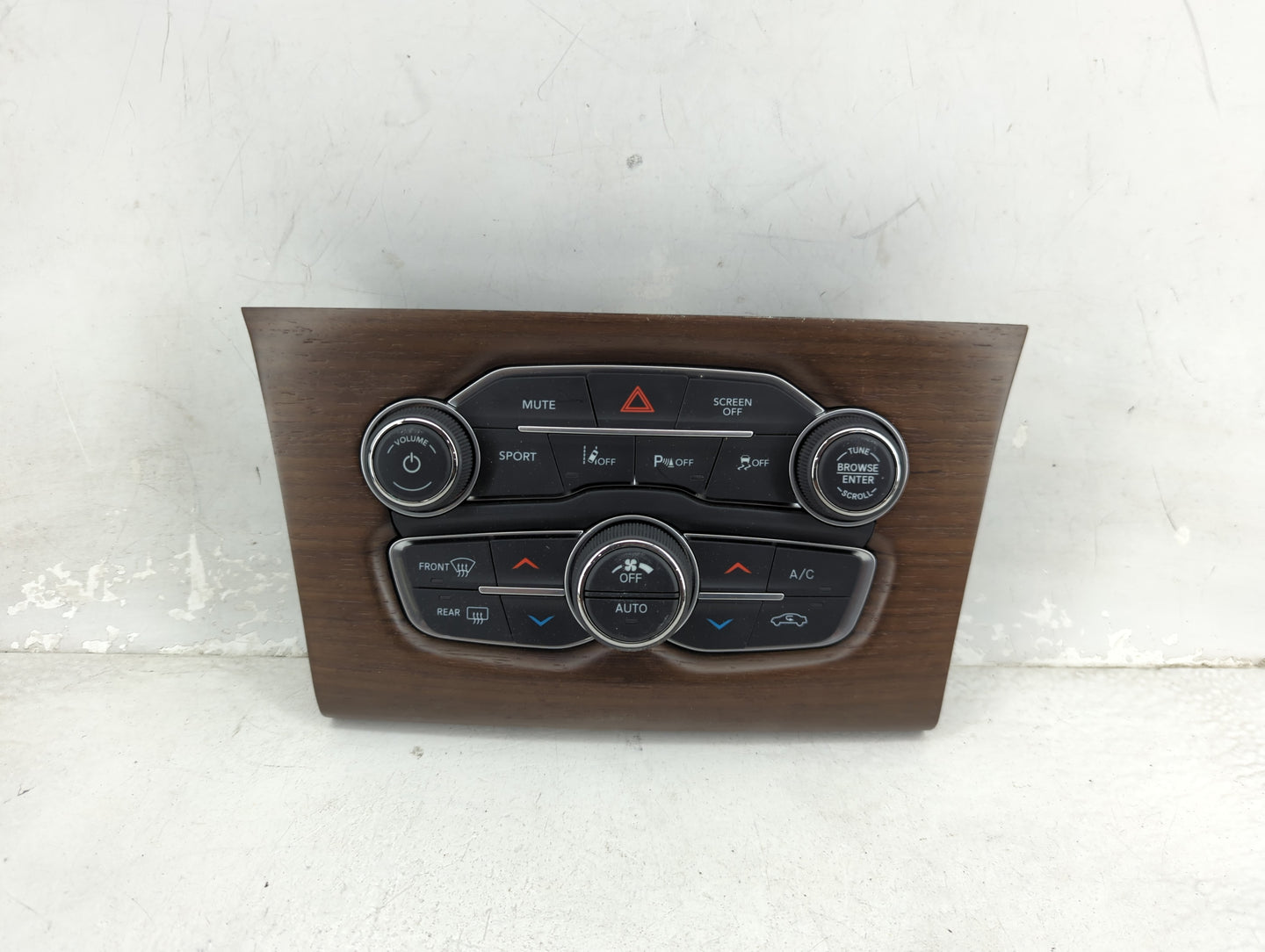 2017-2022 Chrysler 300 Climate Control Module Temperature AC/Heater Replacement P/N:P68293634AC 53300285 Fits OEM Used Auto 