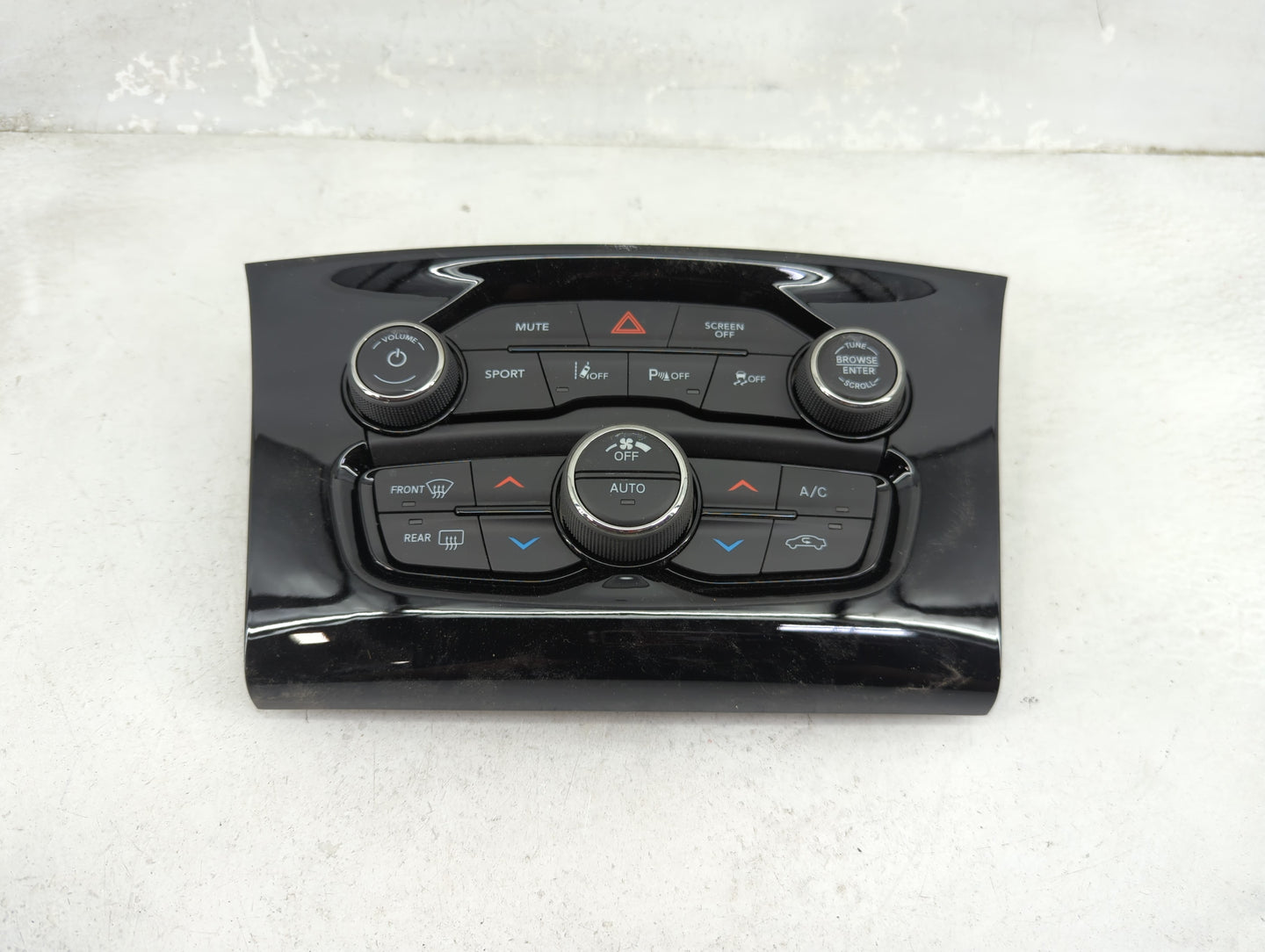 2017-2022 Chrysler 300 Climate Control Module Temperature AC/Heater Replacement P/N:P68293637AD 73520523 Fits OEM Used Auto 