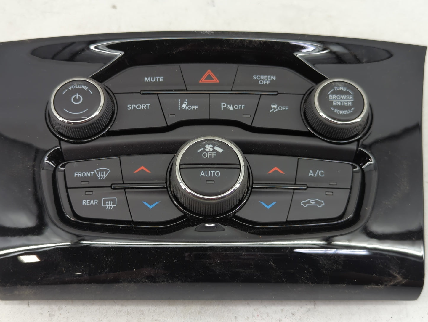 2017-2022 Chrysler 300 Climate Control Module Temperature AC/Heater Replacement P/N:P68293637AD 73520523 Fits OEM Used Auto 