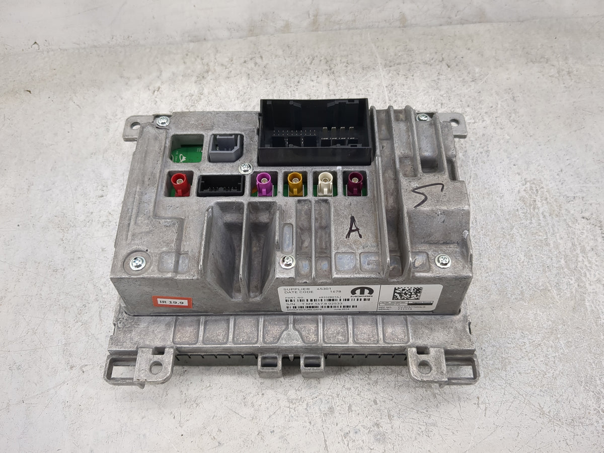 2018 Chrysler 300 Information Radio Display Screen 1491369 - Oemusedautoparts1.com