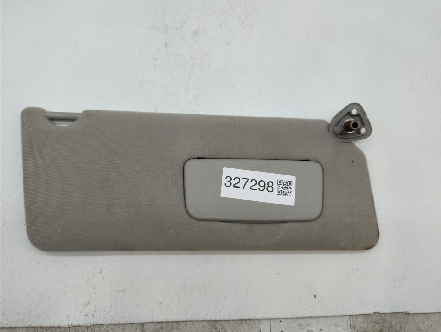 2018 Chrysler 300 Sun Visor Shade Replacement Passenger Right Mirror Fits Fits 2010 2011 2012 2013 2014 OEM Used Auto Parts 