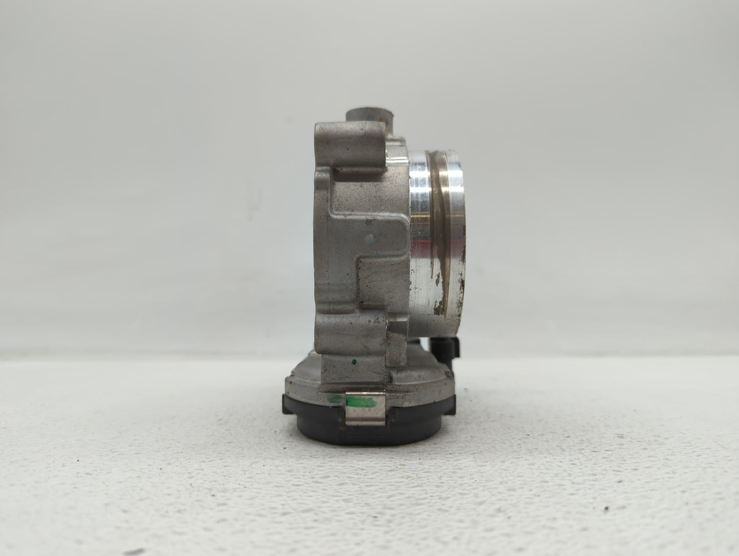 2011-2018 Chrysler 300 Throttle Body P/N:05184349AC 05184349AE, 05184349AF Fits Fits 2011 2012 2013 2014 2015 2016 2017 2018