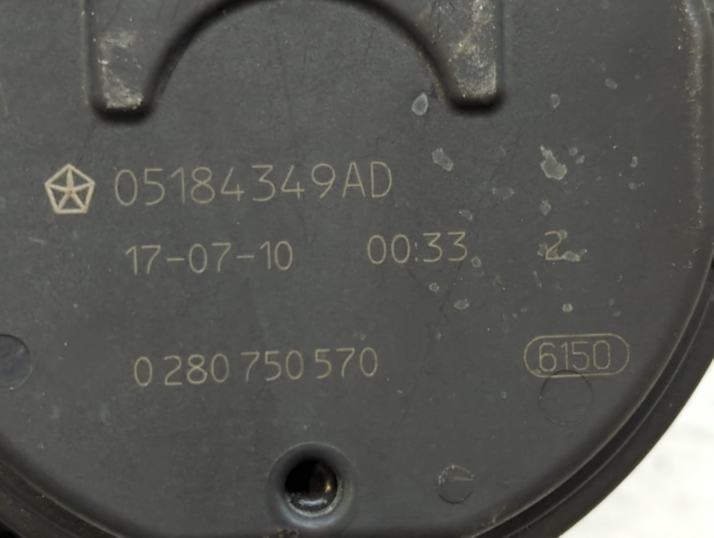 2011-2018 Chrysler 300 Throttle Body P/N:05184349AC 05184349AE, 05184349AF Fits Fits 2011 2012 2013 2014 2015 2016 2017 2018