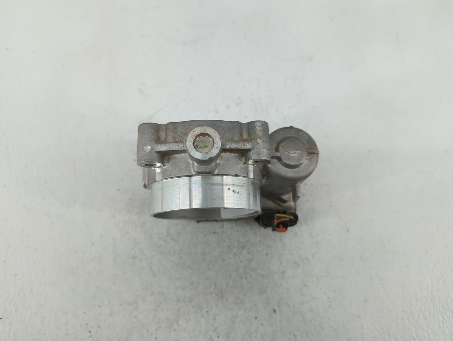 2011-2022 Chrysler 300 Throttle Body P/N:05184349AE 05184349AC Fits OEM Used Auto Parts - Oemusedautoparts1.com