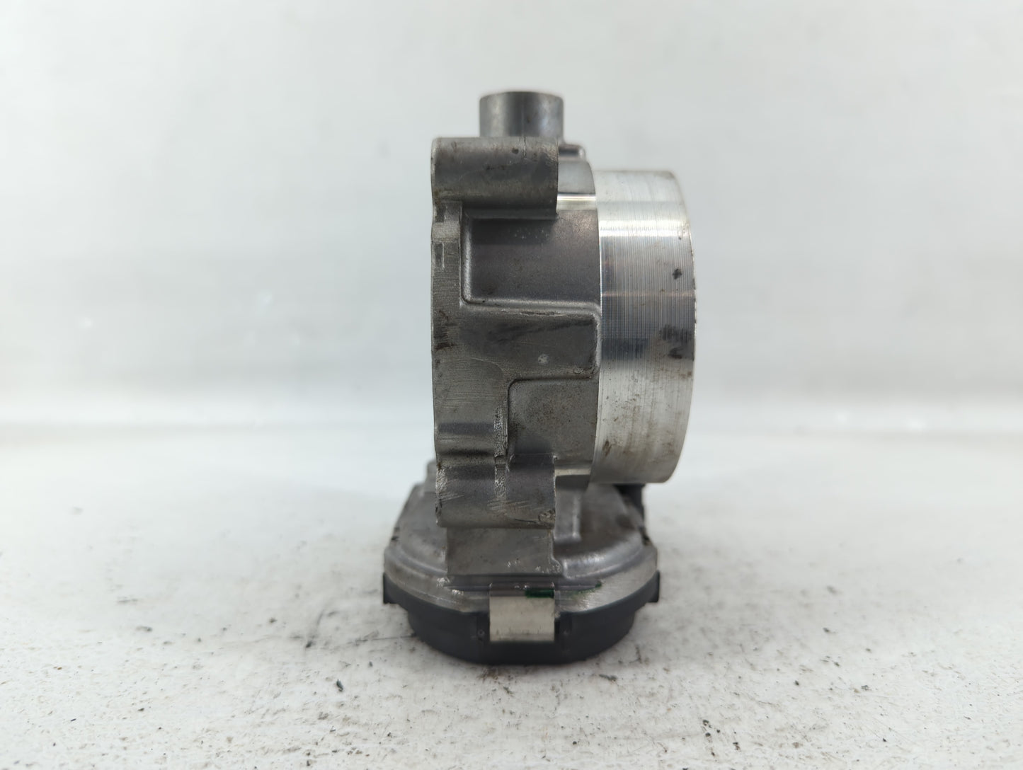 2011-2022 Chrysler 300 Throttle Body P/N:05184349AD Fits Fits 2011 2012 2013 2014 2015 2016 2017 2018 2019 2020 2021 2022 OE