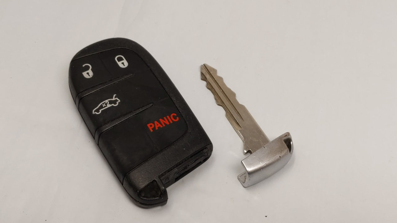 Chrysler 300 Keyless Entry Remote M3n-40821302 4 Buttons - Oemusedautoparts1.com