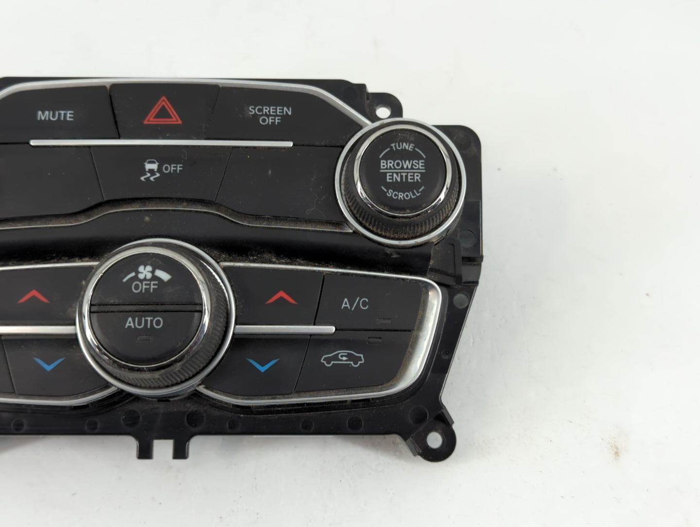 2017-2022 Chrysler 300 Climate Control Module Temperature AC/Heater Replacement P/N:20170928 Fits OEM Used Auto Parts - Oemu