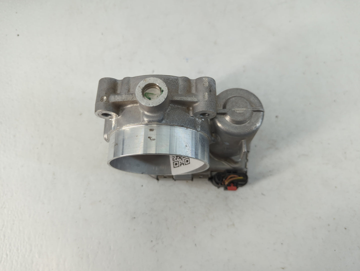 2011-2022 Chrysler 300 Throttle Body P/N:05184349AE Fits Fits 2011 2012 2013 2014 2015 2016 2017 2018 2019 2020 2021 2022 OE