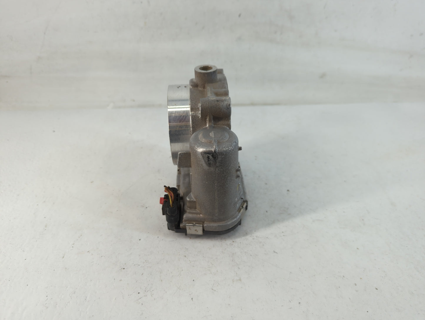 2011-2022 Chrysler 300 Throttle Body P/N:05184349AE Fits Fits 2011 2012 2013 2014 2015 2016 2017 2018 2019 2020 2021 2022 OE