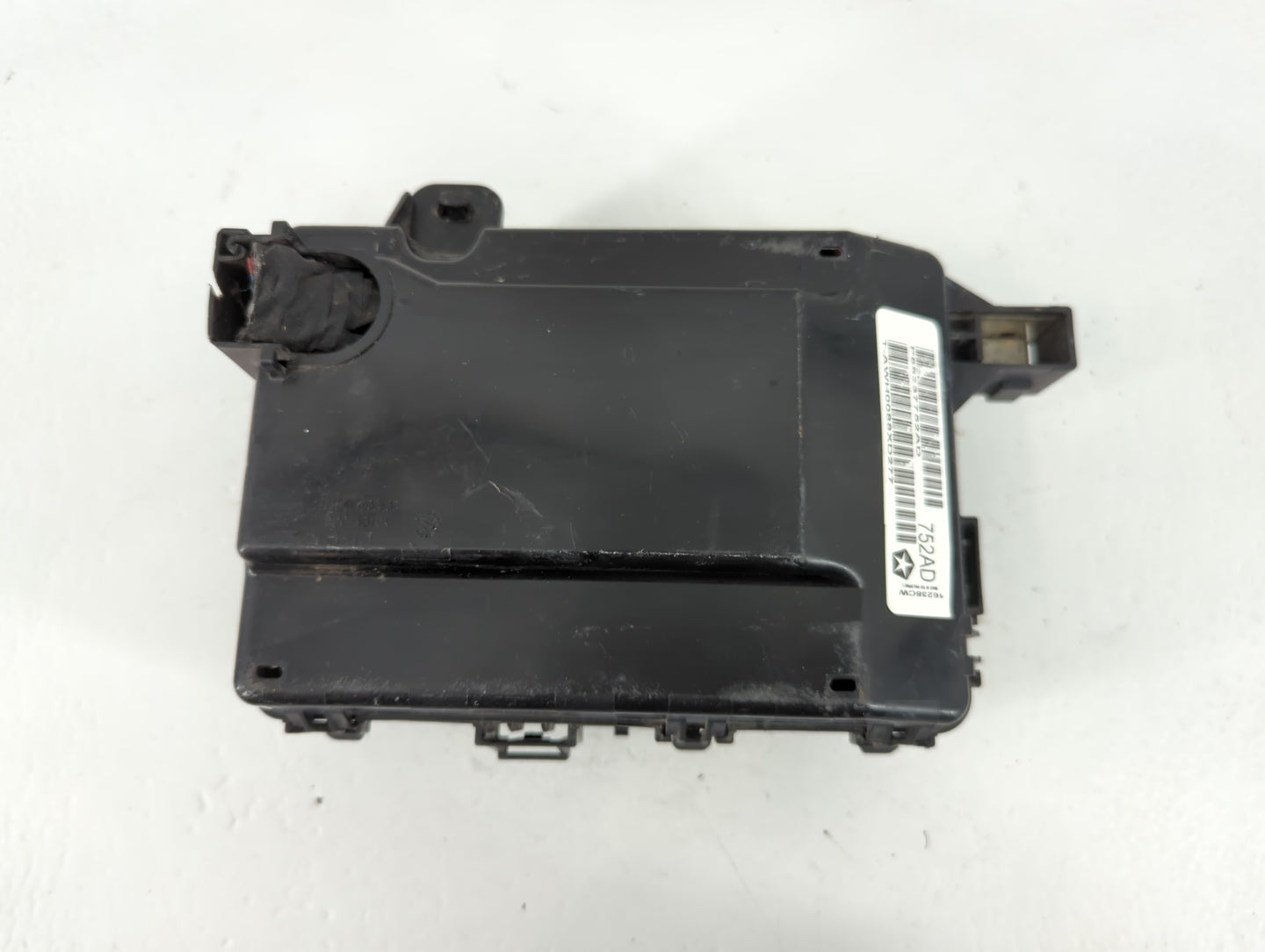 2018 Chrysler 300 Fusebox Fuse Box Panel Relay Module P/N:7171-5455-30 Fits OEM Used Auto Parts - Oemusedautoparts1.com