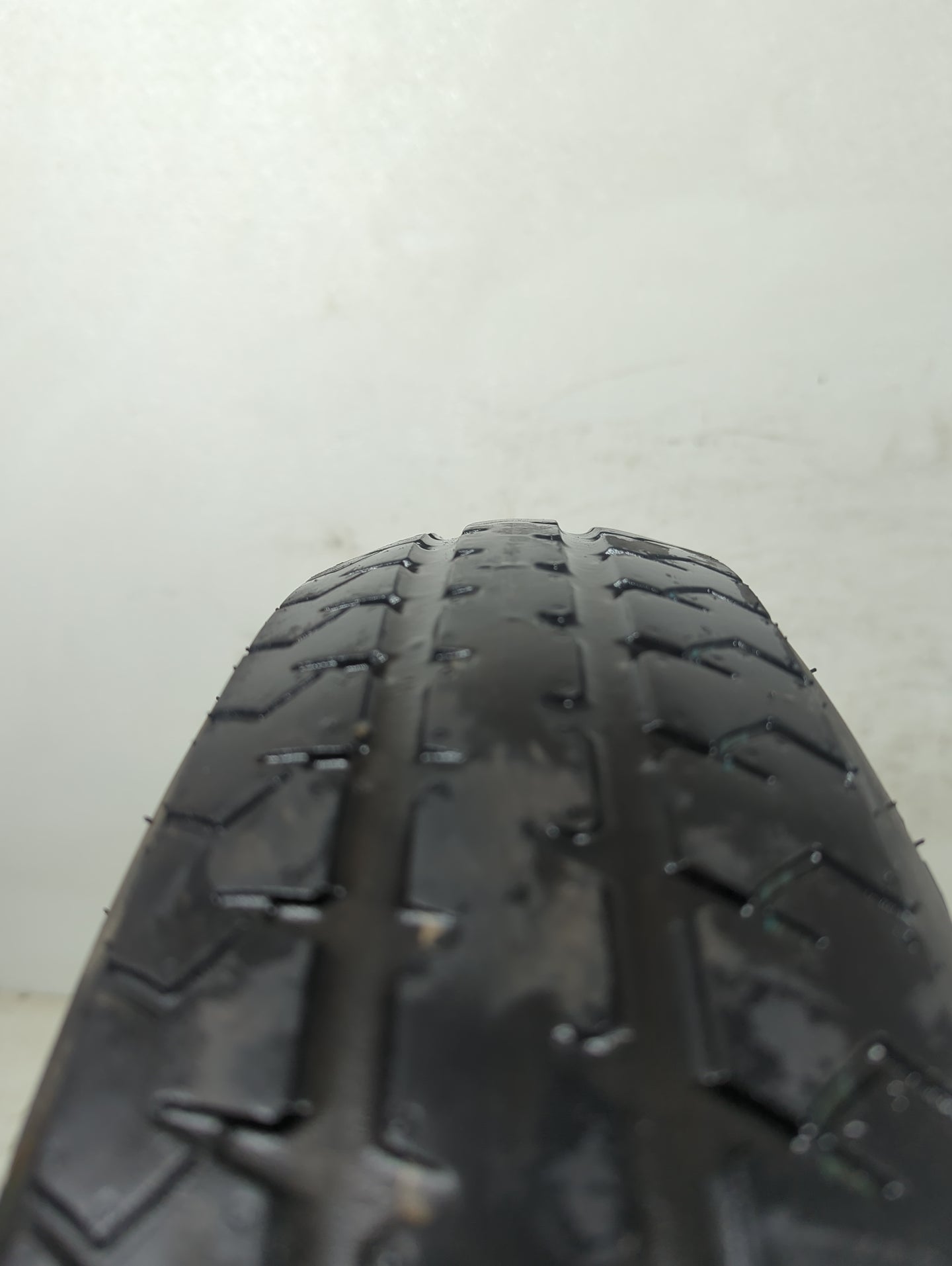 2005-2022 Chrysler 300 Spare Donut Tire Wheel Rim Oem 902216 - Oemusedautoparts1.com