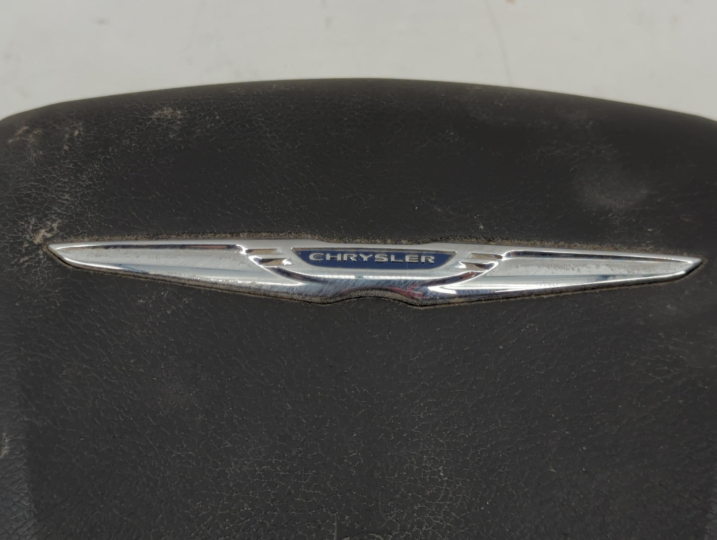 2015-2022 Chrysler 300 Air Bag Driver Left Steering Wheel Mounted P/N:BAM-PT1-1722 Fits OEM Used Auto Parts - Oemusedautopar