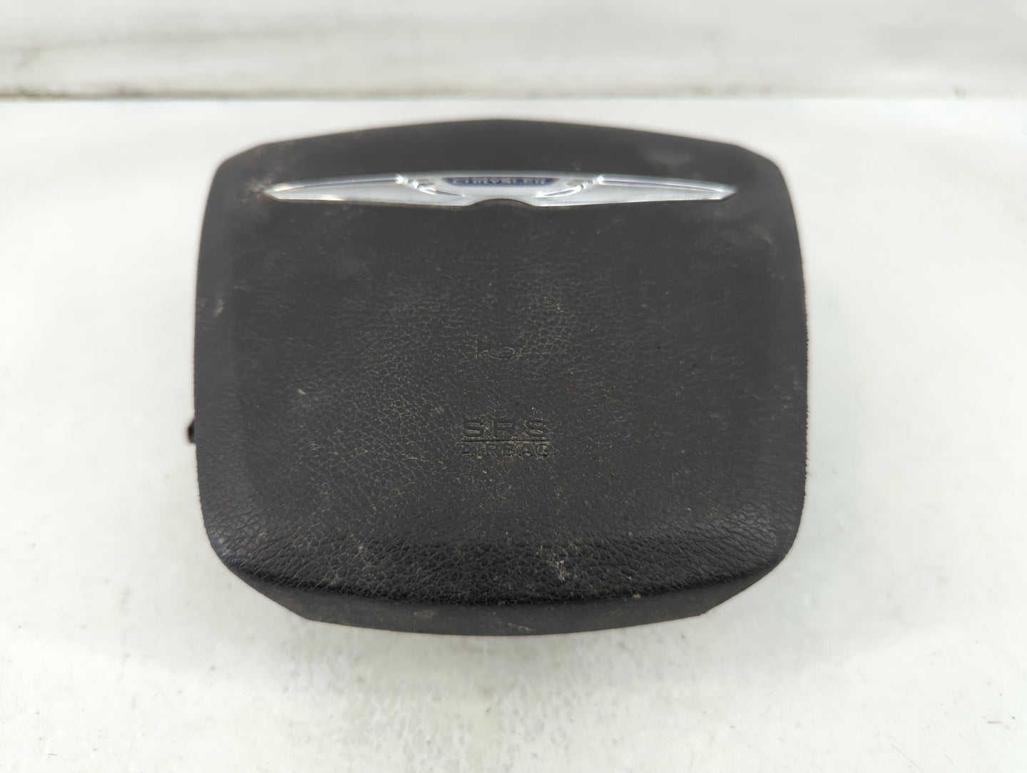 2015-2022 Chrysler 300 Air Bag Driver Left Steering Wheel Mounted P/N:BAM-PT1-1722 Fits OEM Used Auto Parts - Oemusedautopar