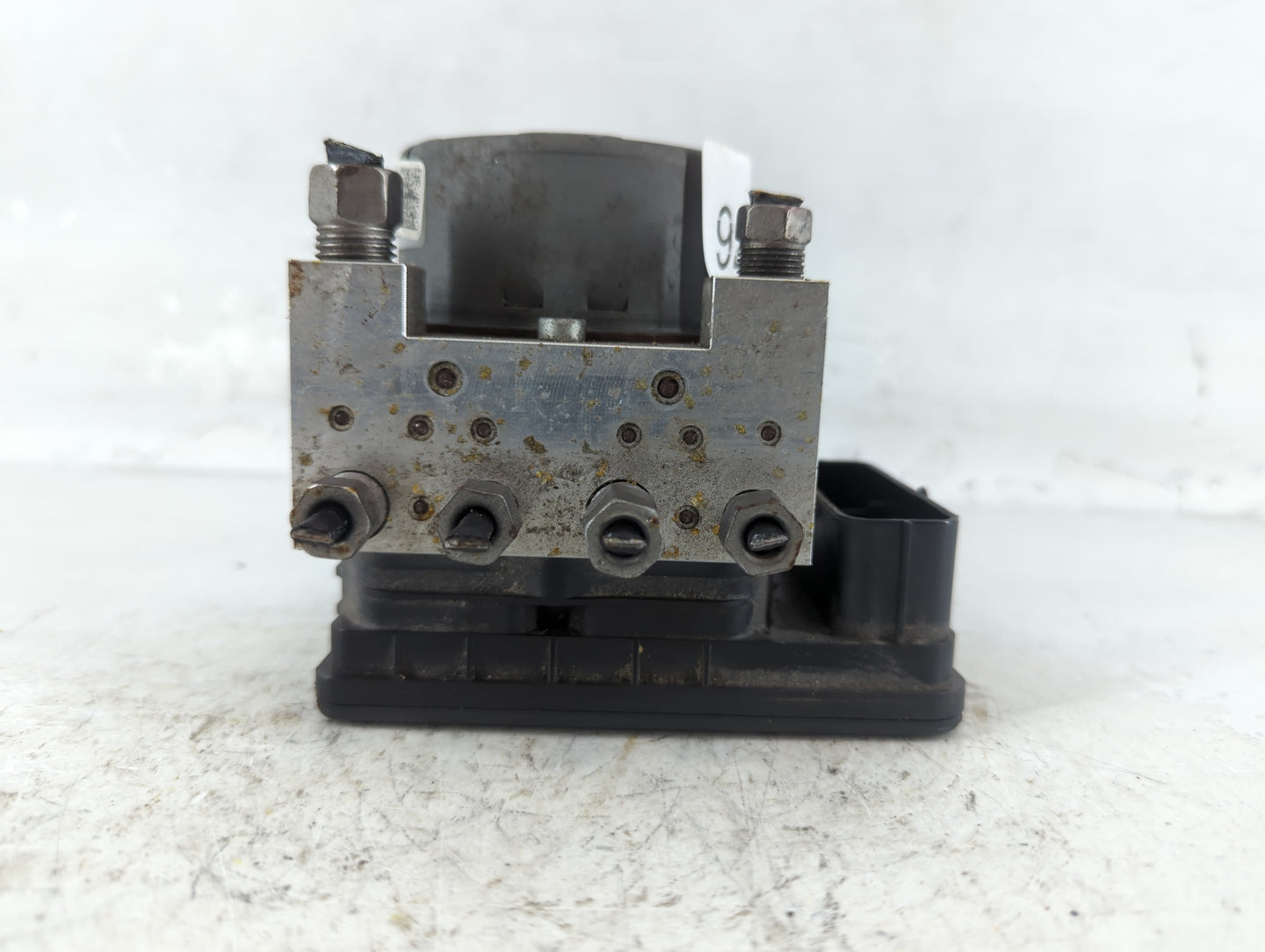 2018-2022 Chrysler 300 ABS Pump Control Module Replacement P/N:P68405139AA Fits Fits 2018 2019 2020 2021 2022 OEM Used Auto 