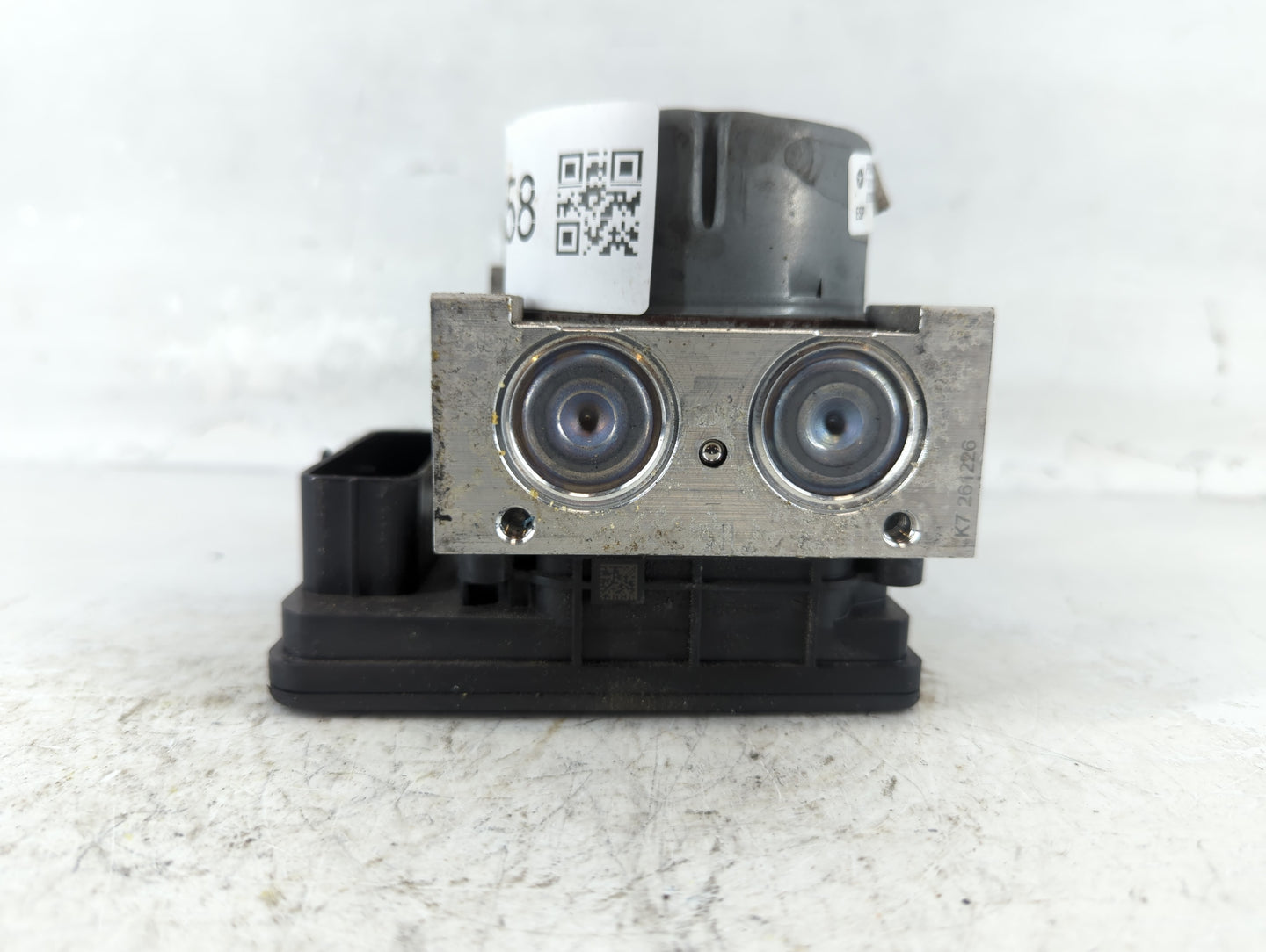 2018-2022 Chrysler 300 ABS Pump Control Module Replacement P/N:P68405139AA Fits Fits 2018 2019 2020 2021 2022 OEM Used Auto 