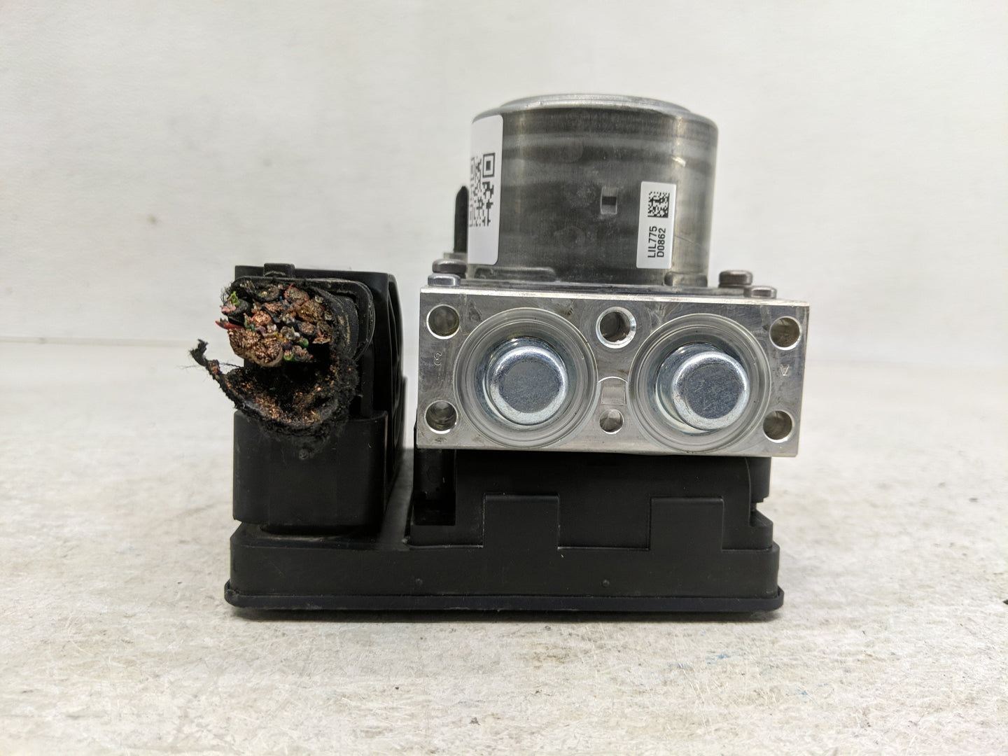2018 Chrysler E Class ABS Pump Control Module Replacement P/N:A 213 431 16 01 Fits OEM Used Auto Parts - Oemusedautoparts1.c