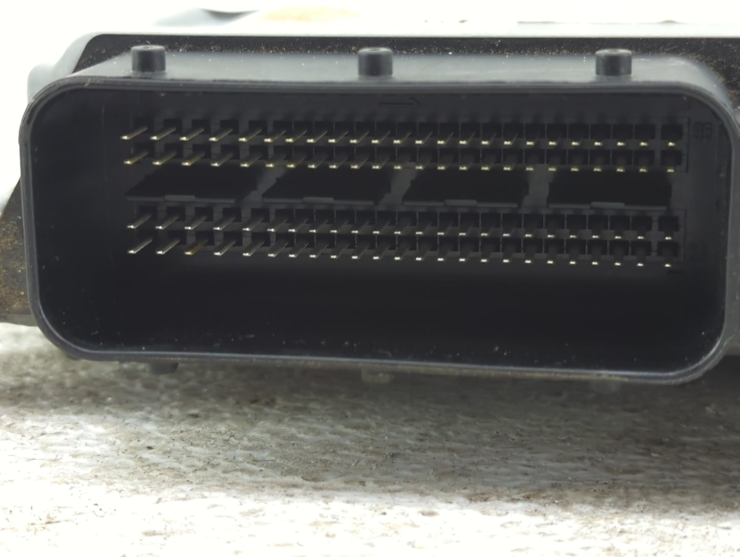 2018 Chrysler E Class PCM Engine Control Computer ECU ECM PCU OEM P/N:0 261 S09 815 A 274 900 16 00 Fits OEM Used Auto Parts