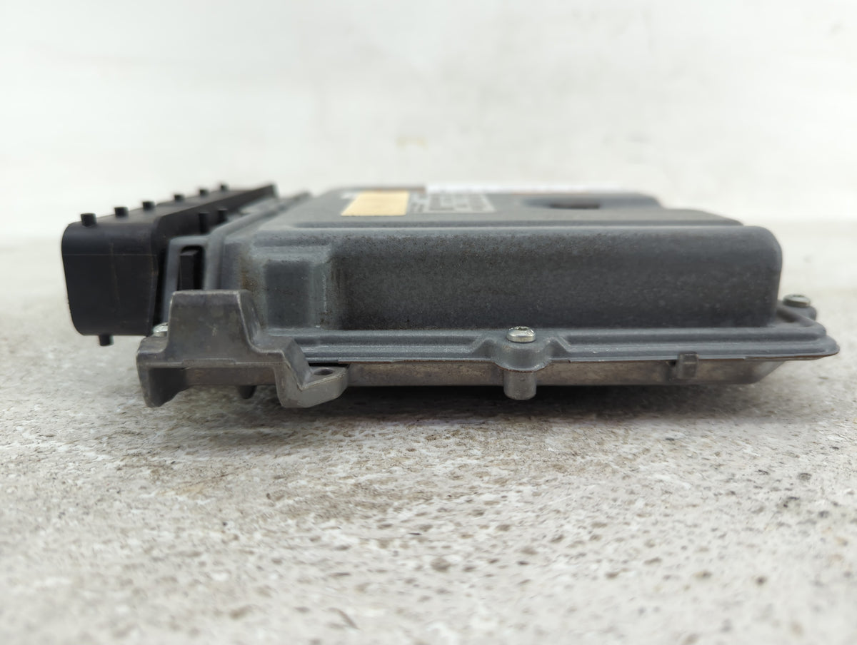 2018 Chrysler E Class PCM Engine Control Computer ECU ECM PCU OEM P/N:0 261 S09 815 A 274 900 16 00 Fits Fits 2016 2017 2019