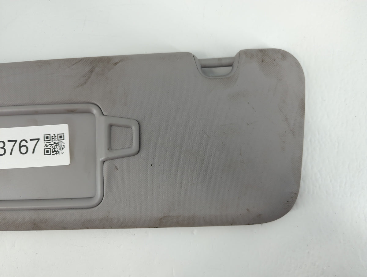 2018 Chrysler E Class Sun Visor Shade Replacement Driver Left Mirror Fits Fits 2017 2019 2020 OEM Used Auto Parts - Oemuseda