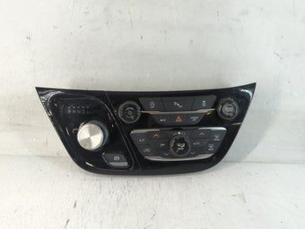 compare product 2018-2020 Chrysler Pacifica Climate Control Module Temperature AC/Heater Replacement P/N:T067810095 P6EV471X8AB Fits OEM Used Auto Parts