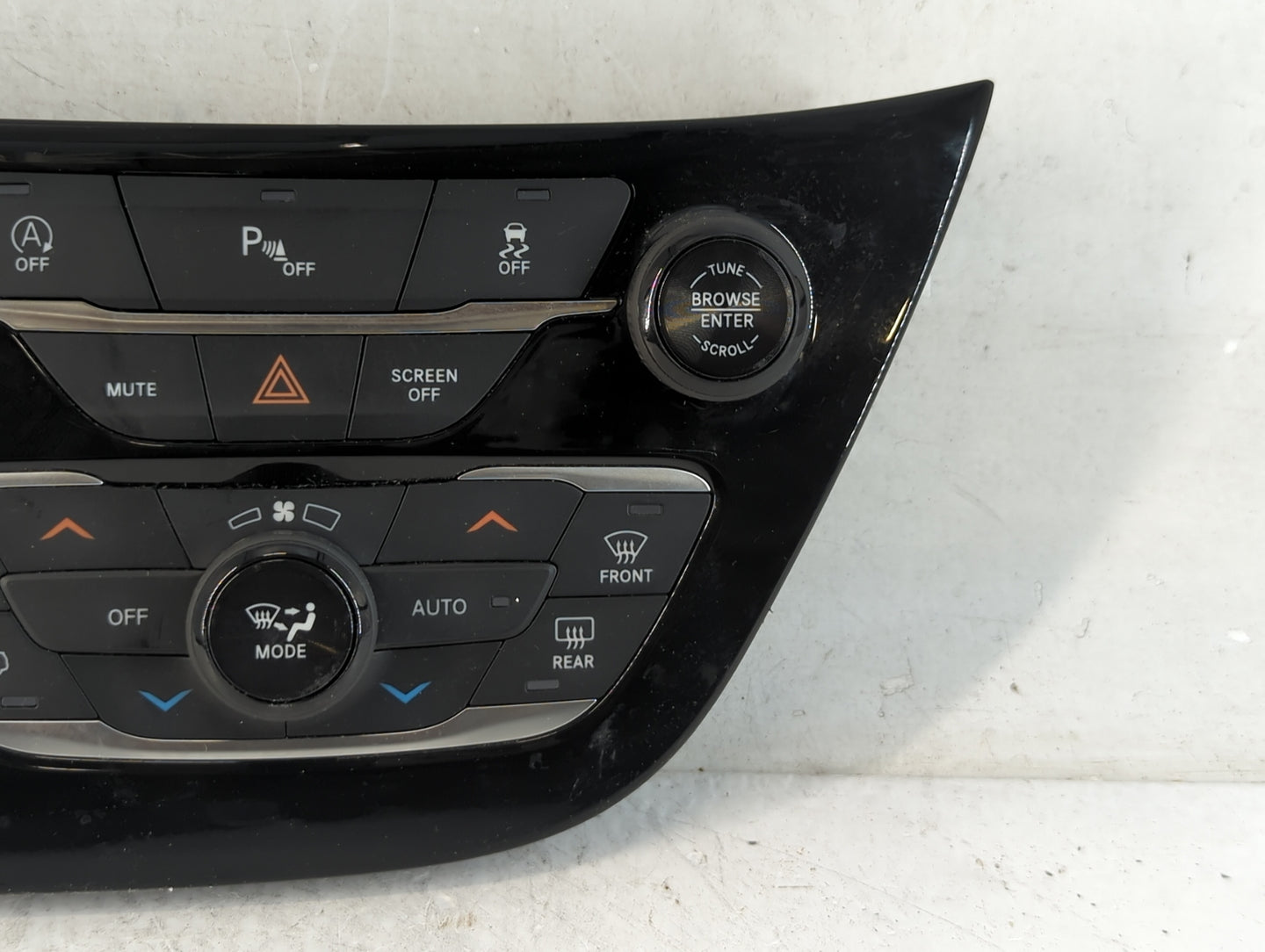 2018-2020 Chrysler Pacifica Climate Control Module Temperature AC/Heater Replacement P/N:T067810095 P6EV471X8AB Fits OEM Use