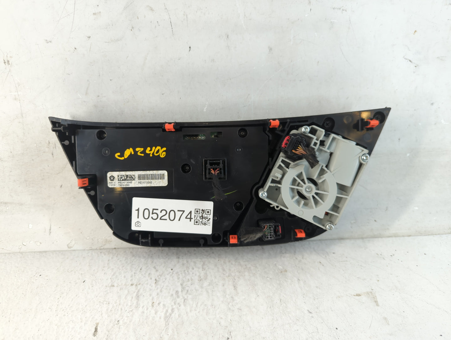 2018-2020 Chrysler Pacifica Climate Control Module Temperature AC/Heater Replacement P/N:T067810095 P6EV471X8AB Fits OEM Use
