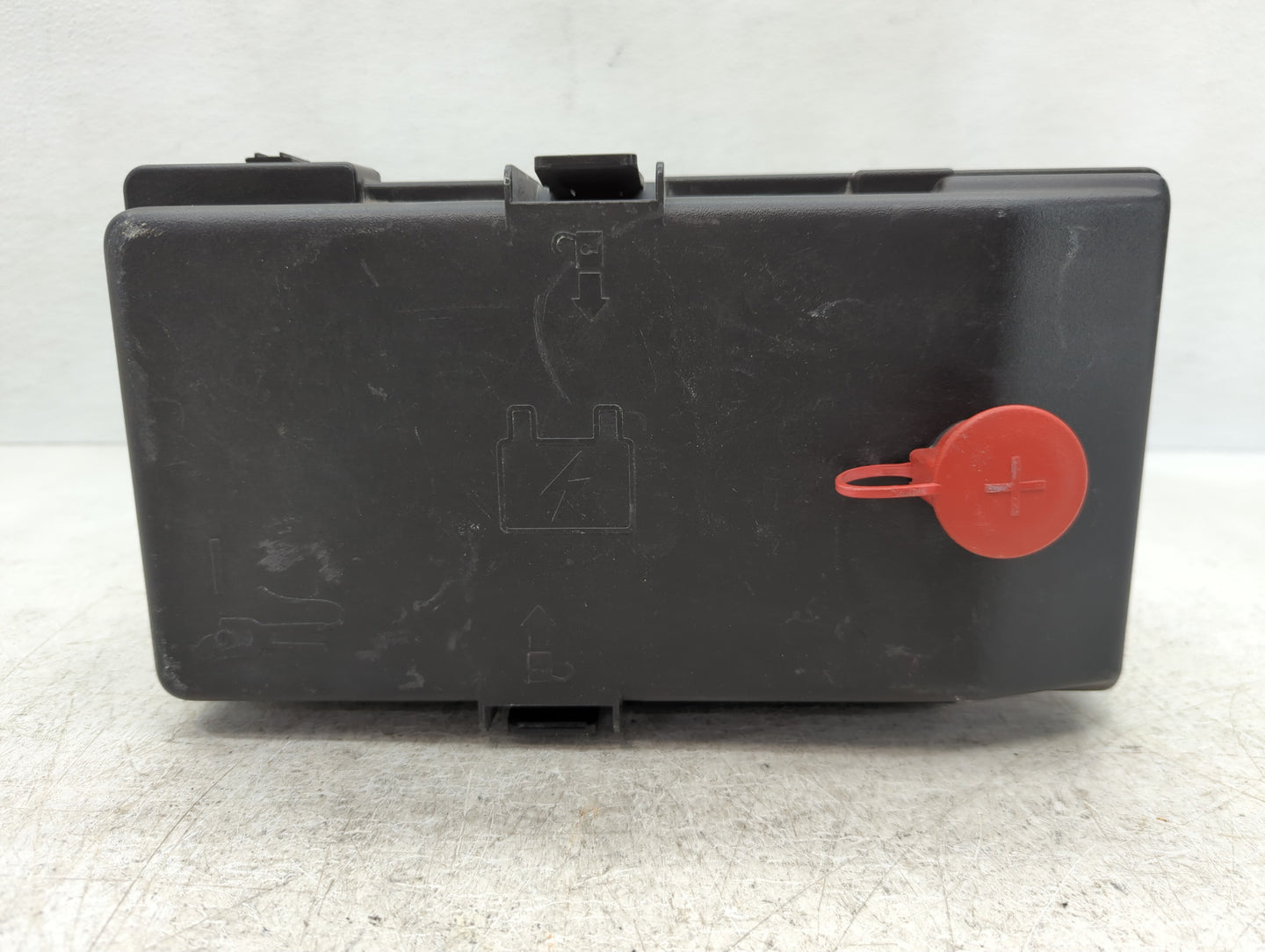 2018 Chrysler Pacifica Fusebox Fuse Box Panel Relay Module P/N:6351-3560 Fits OEM Used Auto Parts - Oemusedautoparts1.com