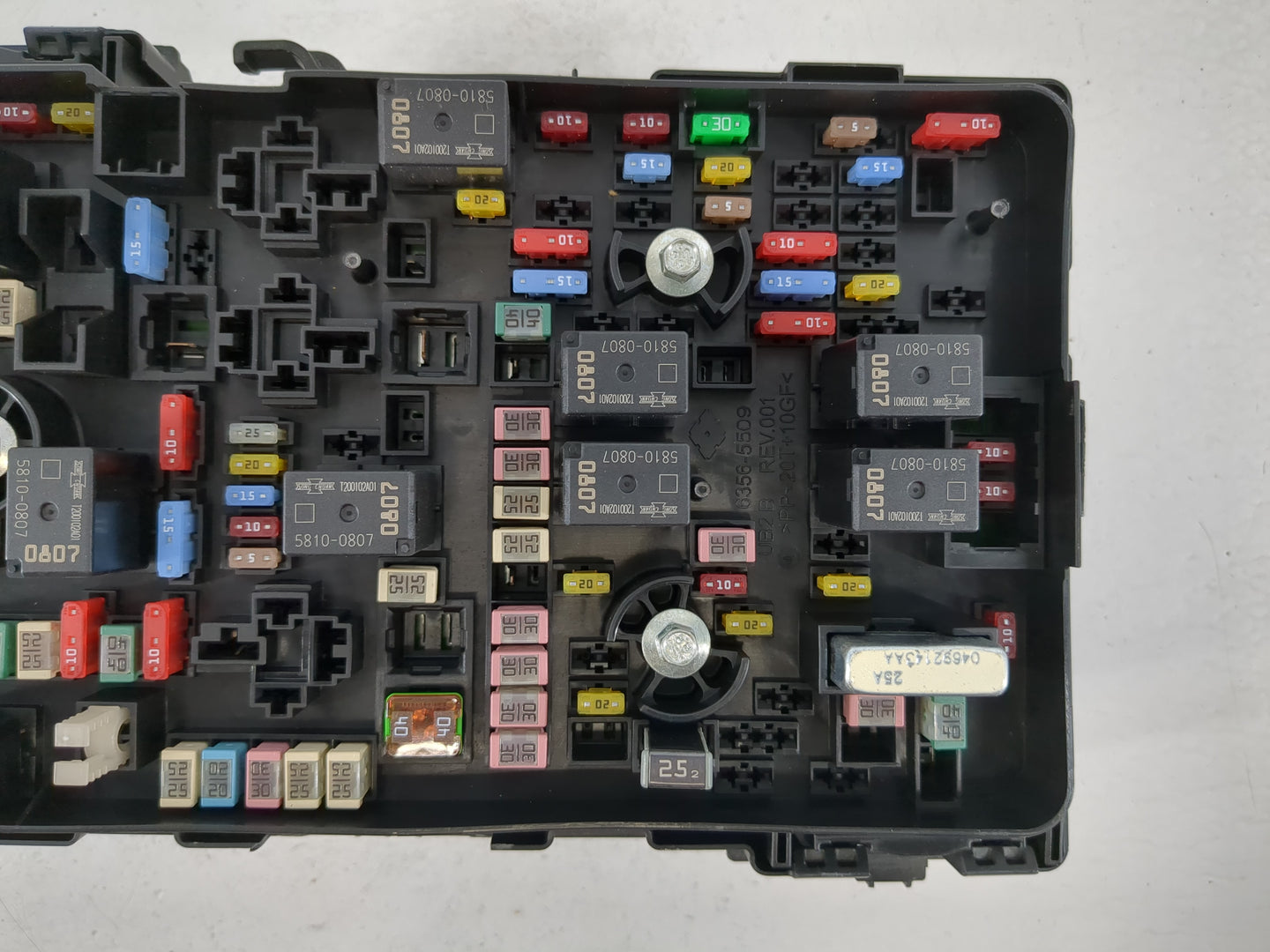 2018 Chrysler Pacifica Fusebox Fuse Box Panel Relay Module P/N:6356-5509 6351-5058-001 Fits OEM Used Auto Parts - Oemusedaut