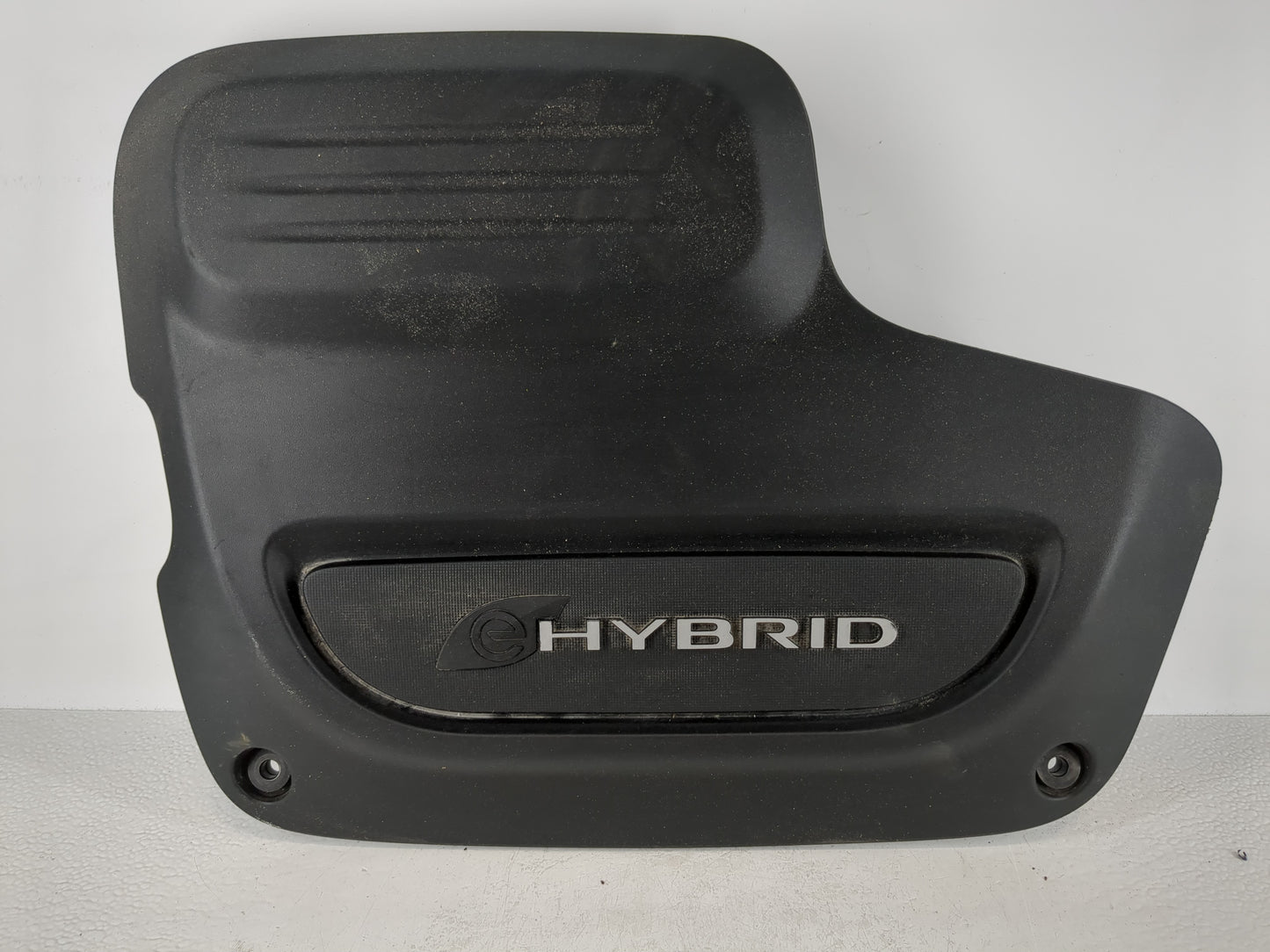 2018 Chrysler Pacifica Engine Cover - Oemusedautoparts1.com