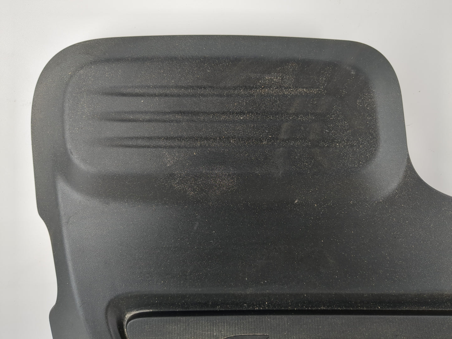 2018 Chrysler Pacifica Engine Cover - Oemusedautoparts1.com