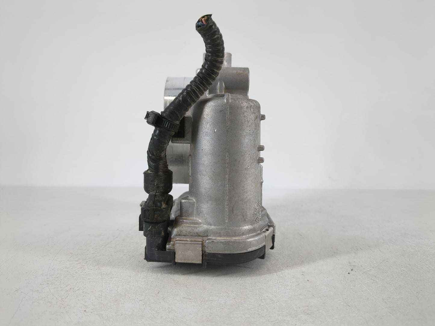 2017-2022 Chrysler Pacifica Throttle Body P/N:05184349AE Fits Fits 2011 2012 2013 2014 2015 2016 2017 2018 2019 2020 2021 20