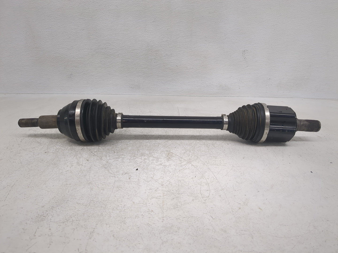 2017-2022 Chrysler Pacifica Axle Shaft Front Driver Cv C/v - Oemusedautoparts1.com