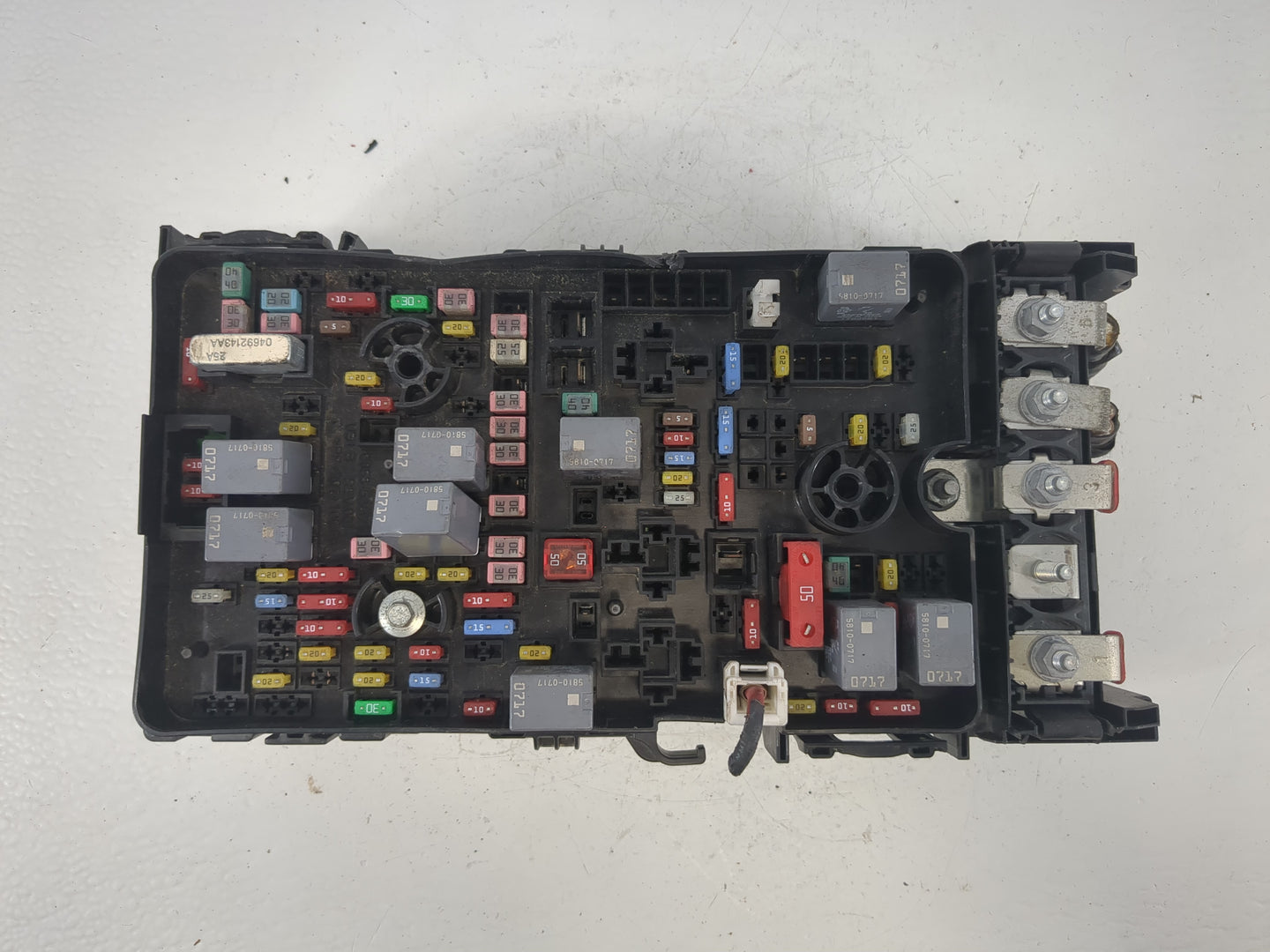 2018-2019 Chrysler Pacifica Fusebox Fuse Box Panel Relay Module P/N:6356-5387 Fits Fits 2018 2019 OEM Used Auto Parts - Oemu