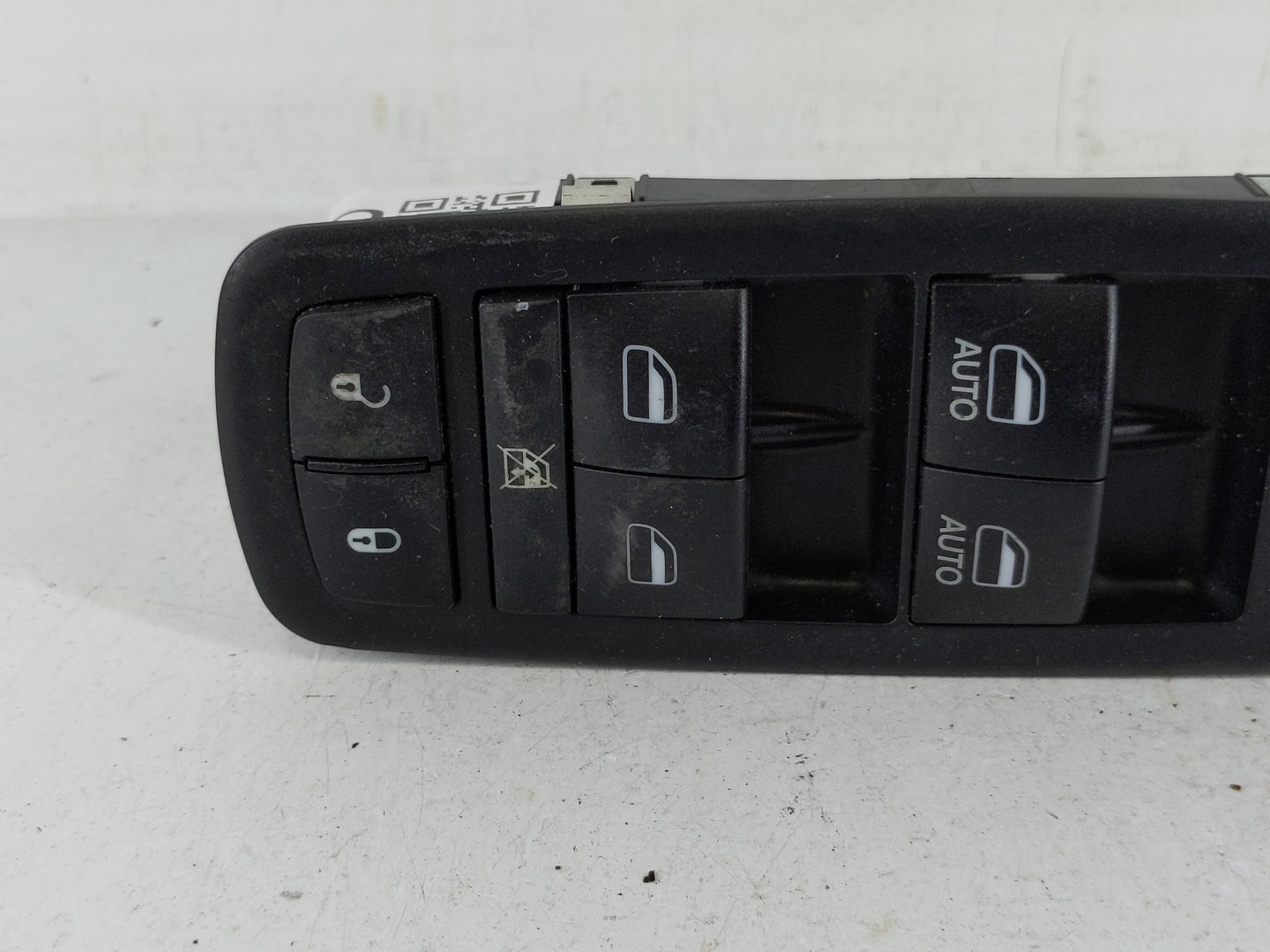 2017-2022 Chrysler Pacifica Master Power Window Switch Replacement Driver Side Left P/N:68234092AC 68590599AA Fits OEM Used 
