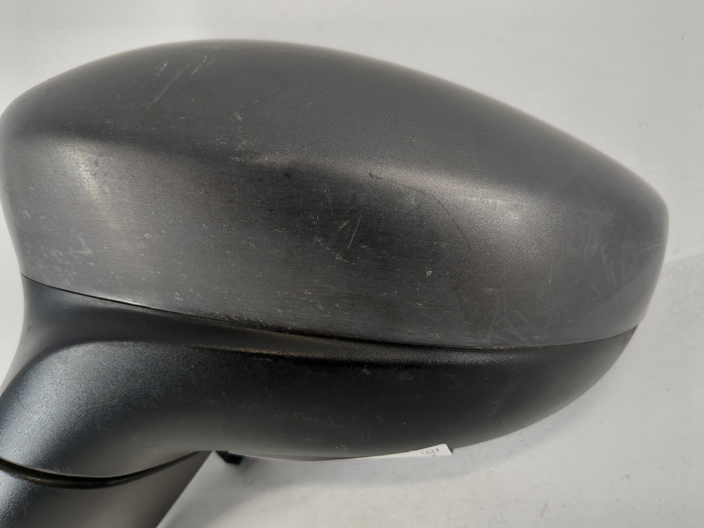 2017-2019 Chrysler Pacifica Driver Side View Mirror - Left Door Mirror OEM Used - Oemusedautoparts1.com