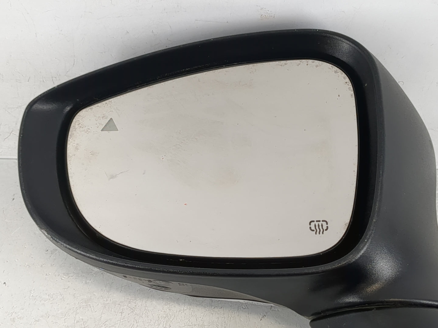 2017-2019 Chrysler Pacifica Driver Side View Mirror - Left Door Mirror OEM Used - Oemusedautoparts1.com