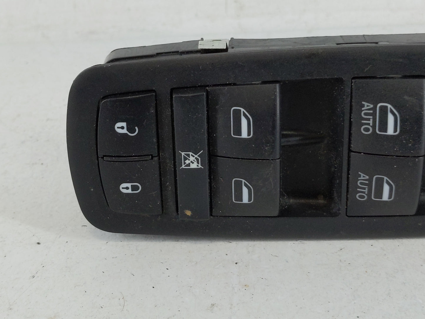 2017-2022 Chrysler Pacifica Master Power Window Switch Replacement Driver Side Left P/N:68262253AC Fits OEM Used Auto Parts 